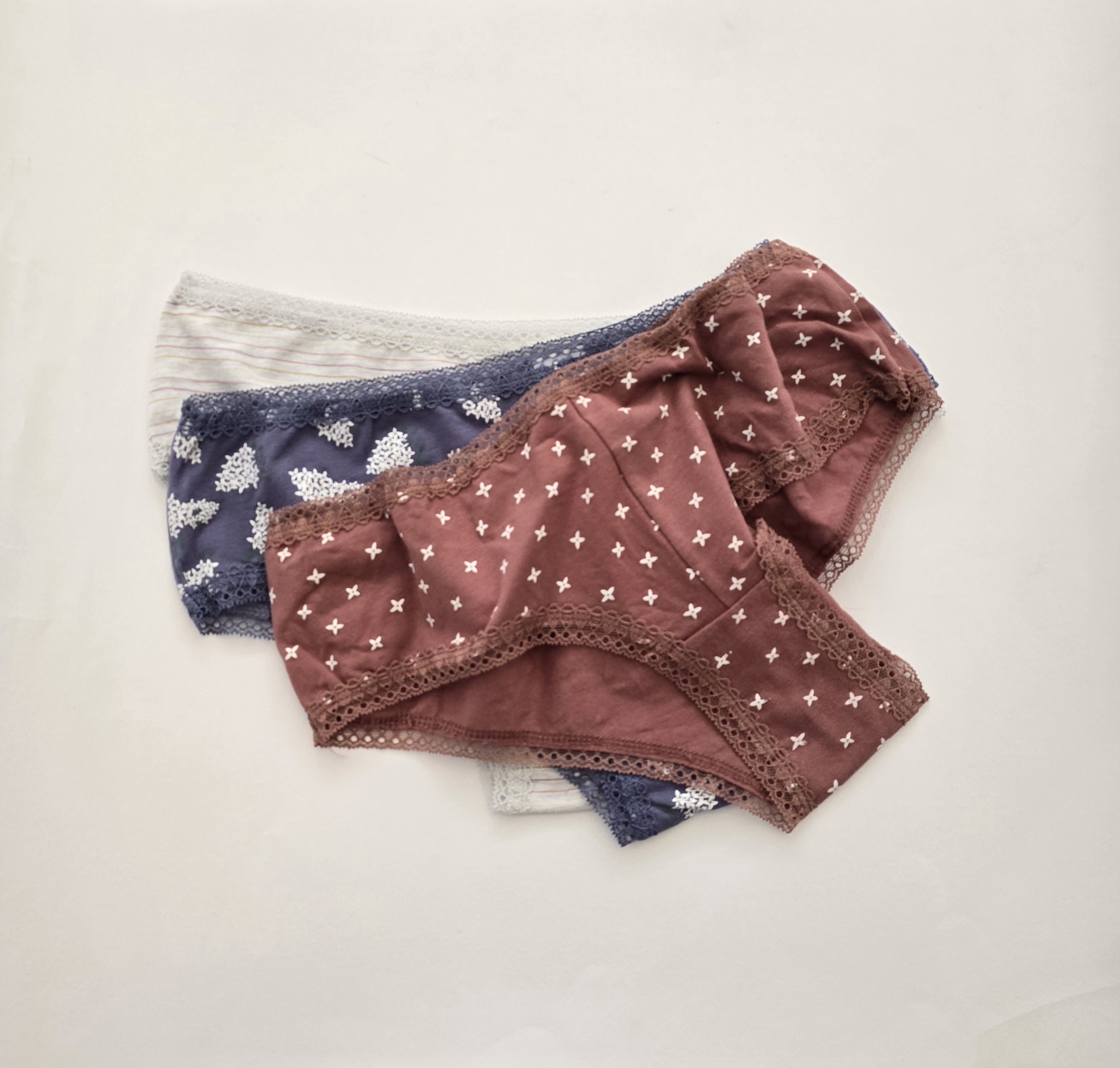 پک شورت زنانه 3 عددی مدل Hipster briefs برند لفتیز کد sh06