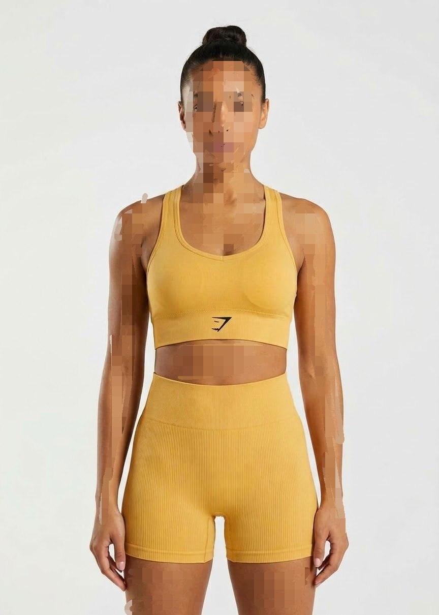 ست ورزشی زنانه سیملس Gymshark